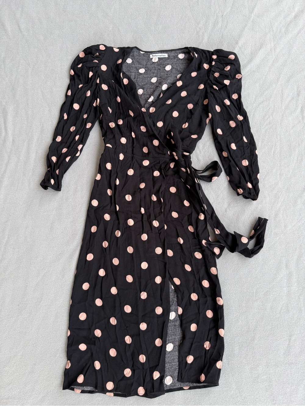 Reformation Jaylee Midi Wrap Dress SZ XS Black with Polka Dots Puff 3/4 Sleeve